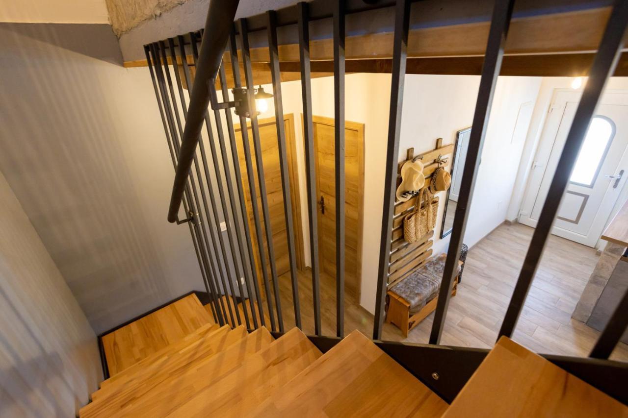 Villa Adastra Малинска Екстериор снимка